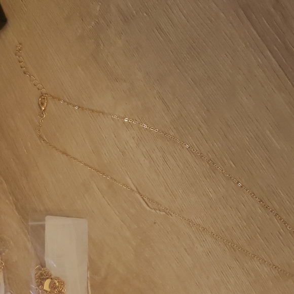 New boutique heart shaped lariat necklace - Picture 6 of 6